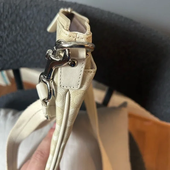 Vintage Coach Signature Stripe Crossbody Ivory Stripe Swingpack - Picture 10 of 11